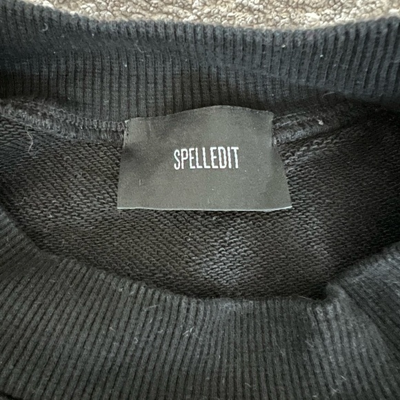 Spelledit black teddy sweater - Picture 3 of 5